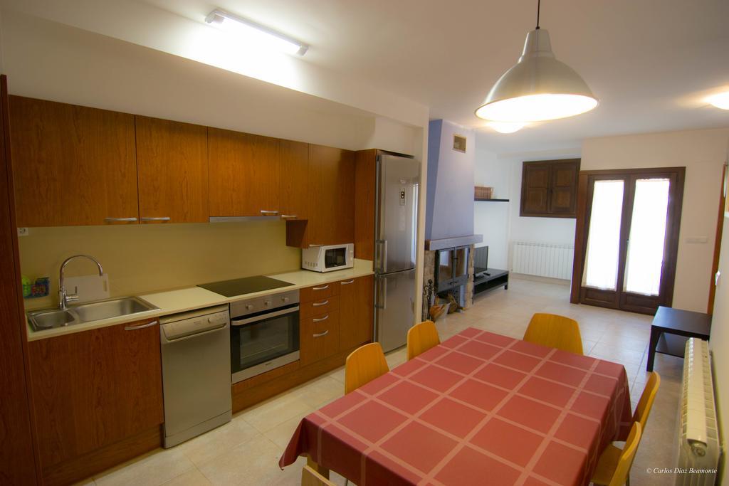 Apartamentos Turisticos Rio Gallego Fontellas  Exterior foto