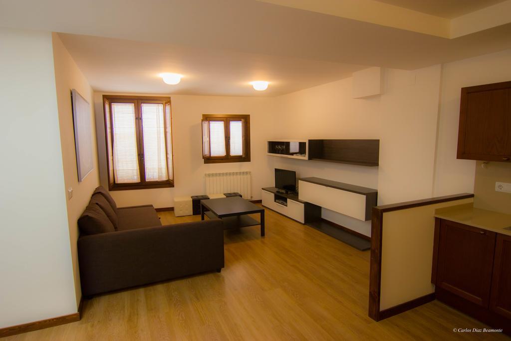 Apartamentos Turisticos Rio Gallego Fontellas  Exterior foto